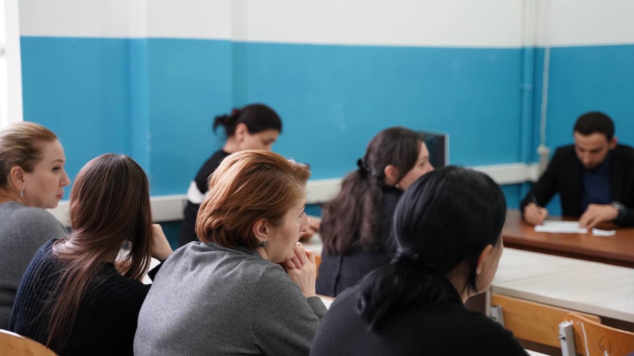 Деятельность кураторов ГПК обсудили сегодня на рабочем совещании